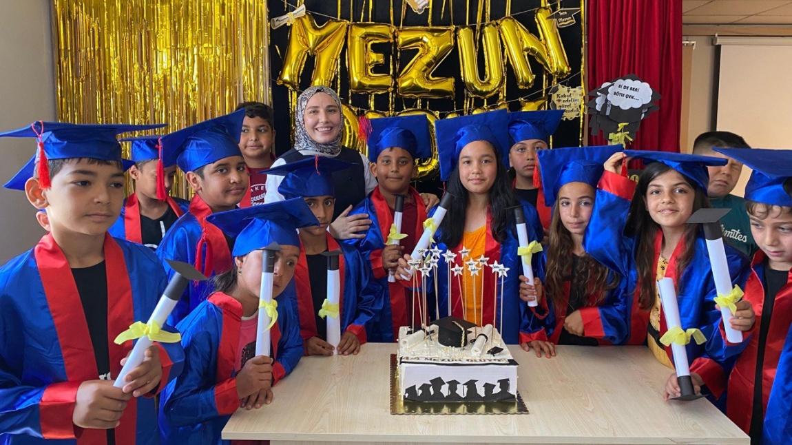 Sirkenli İlkokulu 4/A Sınıfı Mezun Oldu